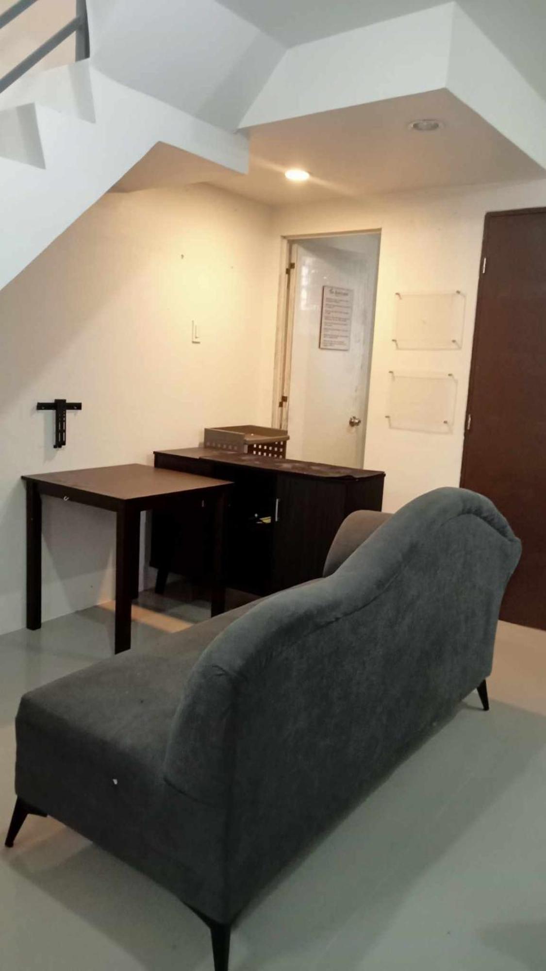Mic's * Maslog (Cebu)