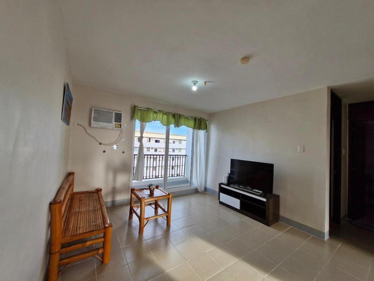 Penthouse Ocean Views 2br W Pool Apartment