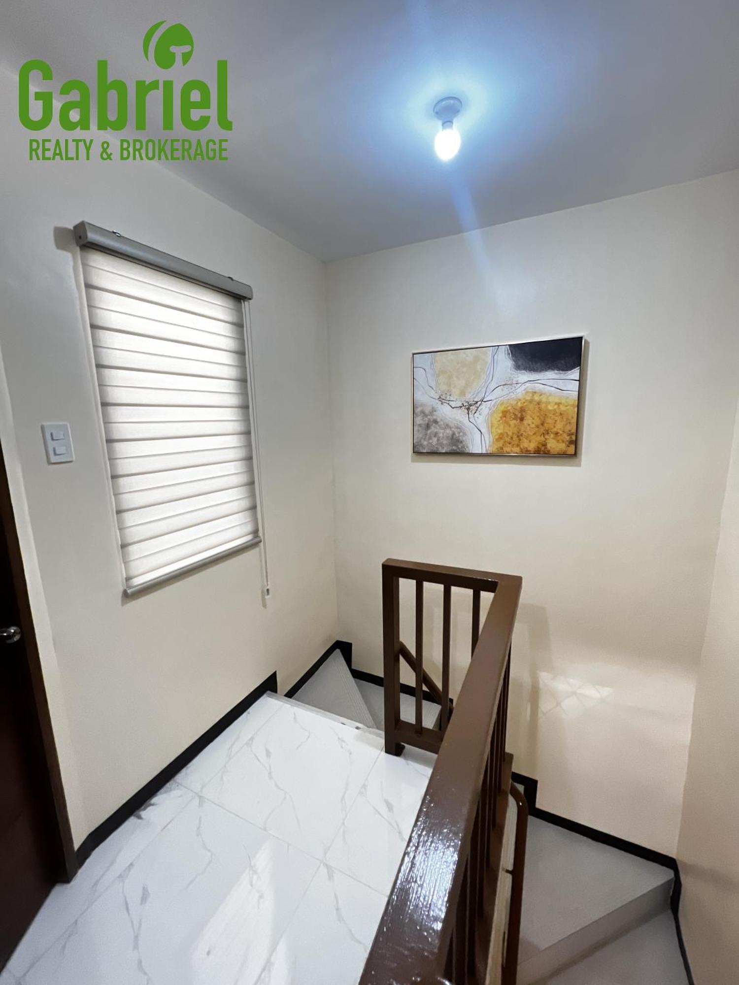 Fully-furnished Compostela House With Carpark, Wifi, Netflix