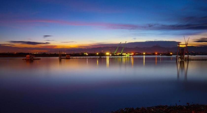 Sempre Premier Mactan Airport 3* Cebu