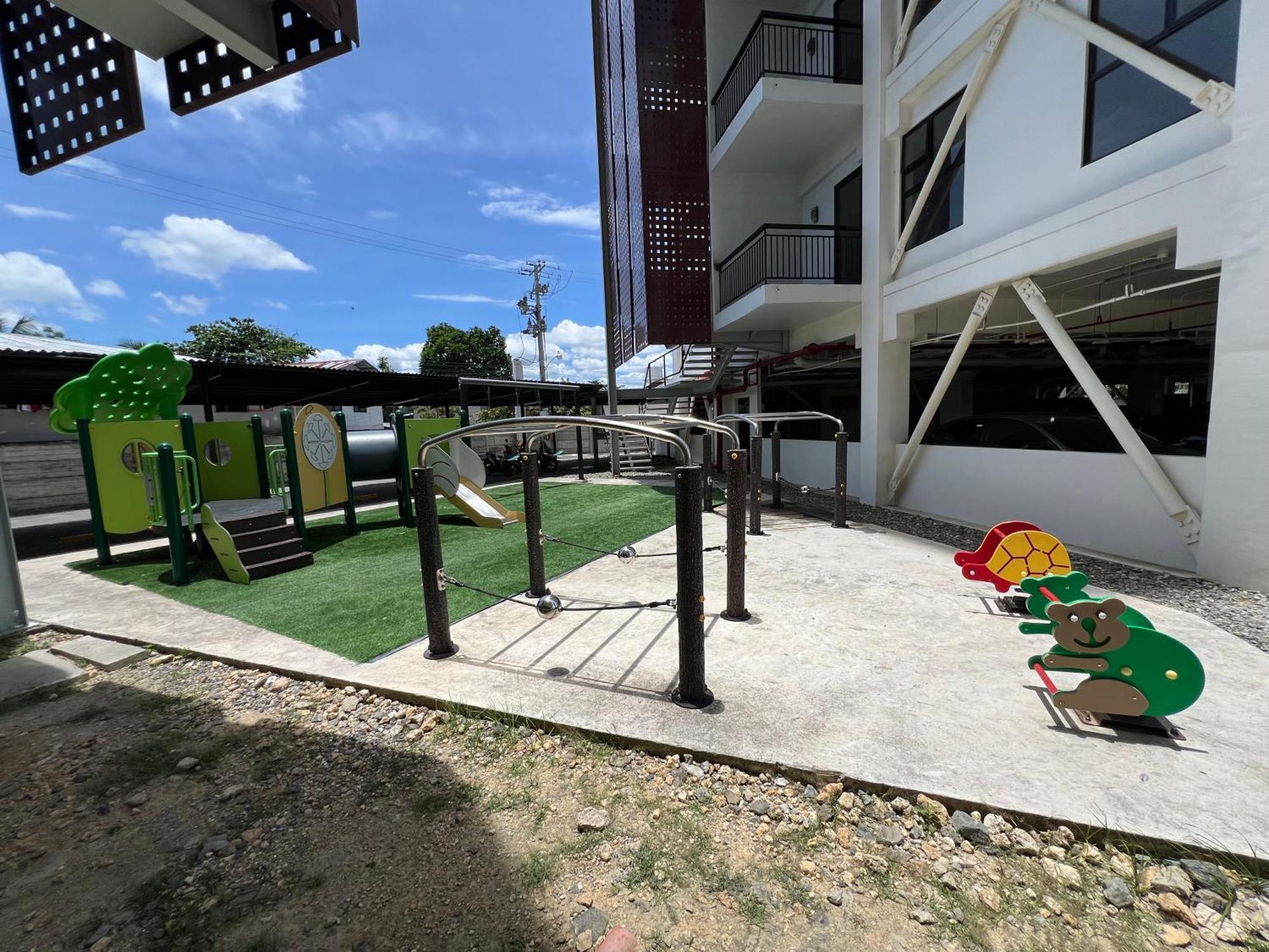 Aparthotel Royal Oceancrest Eleanor Lapu-Lapu City