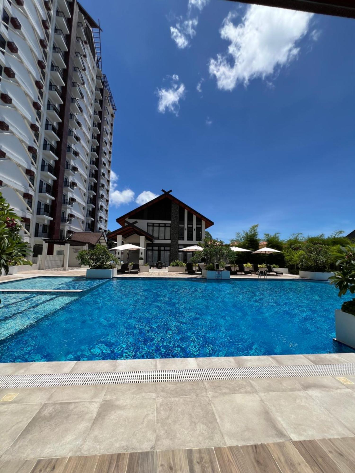 Royal Oceancrest Eleanor * Lapu-Lapu City