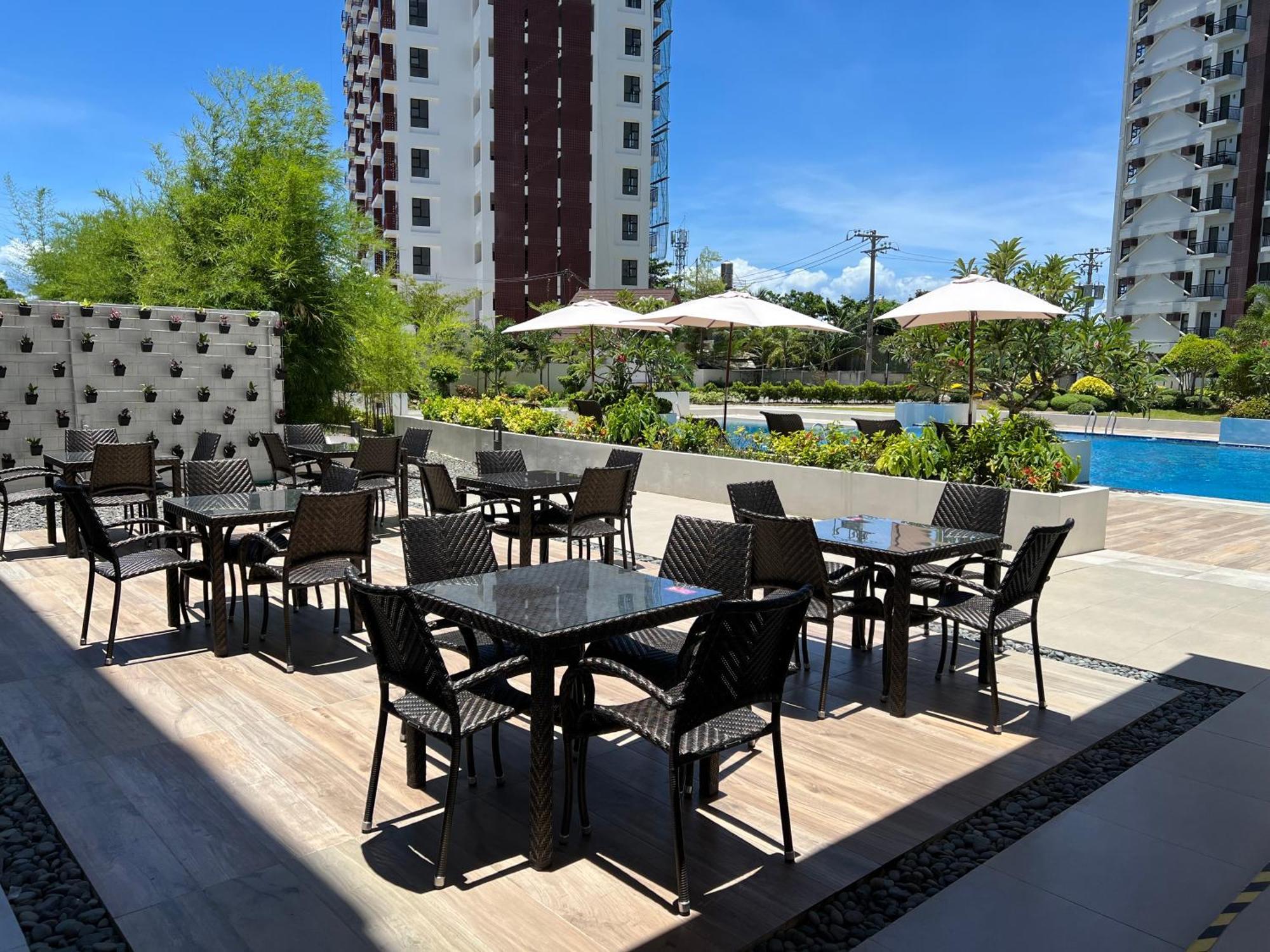 Royal Oceancrest Eleanor Aparthotel Lapu-Lapu City
