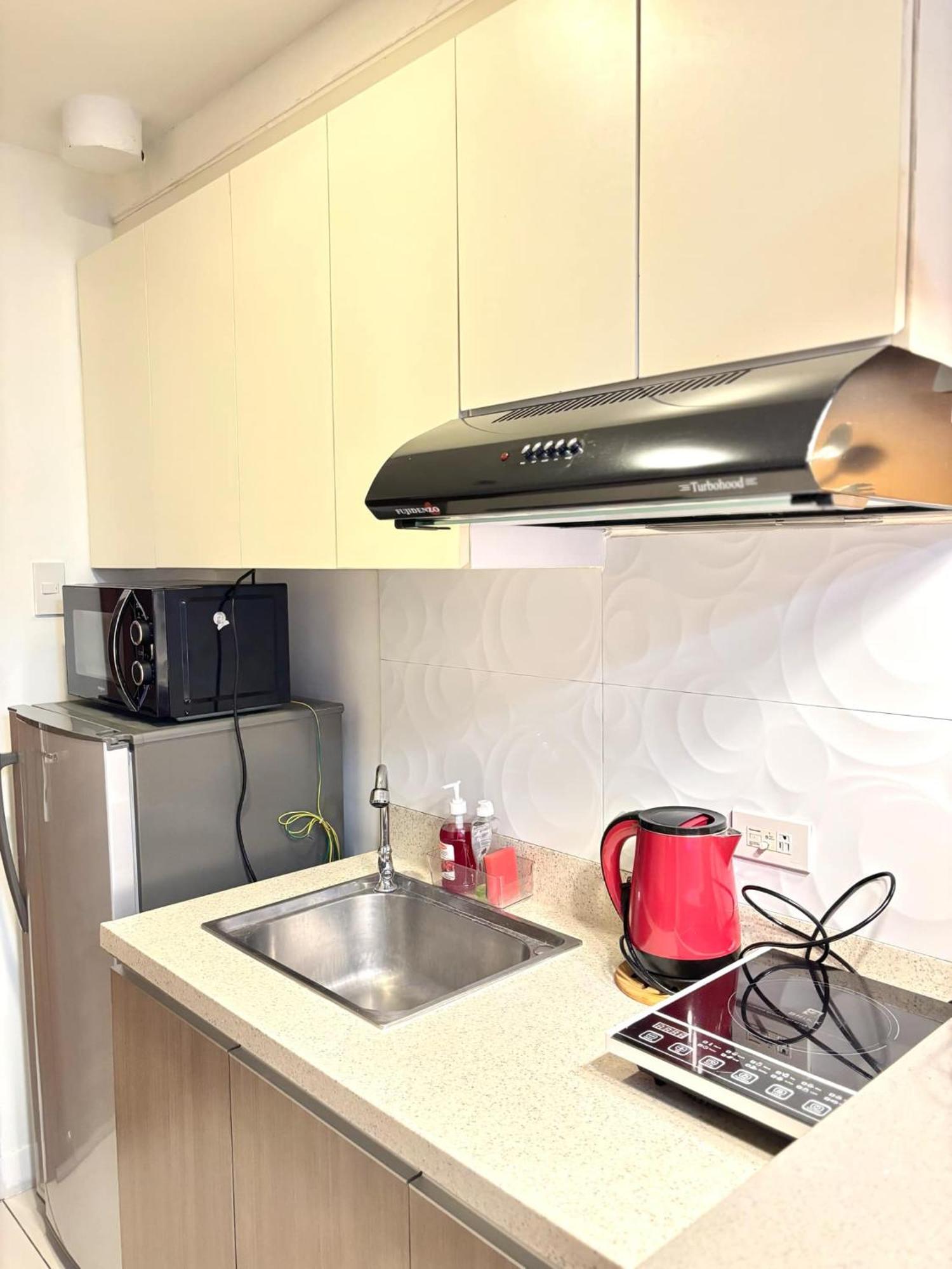 Classy Gabi's Crib - Horizon 101 Cebu