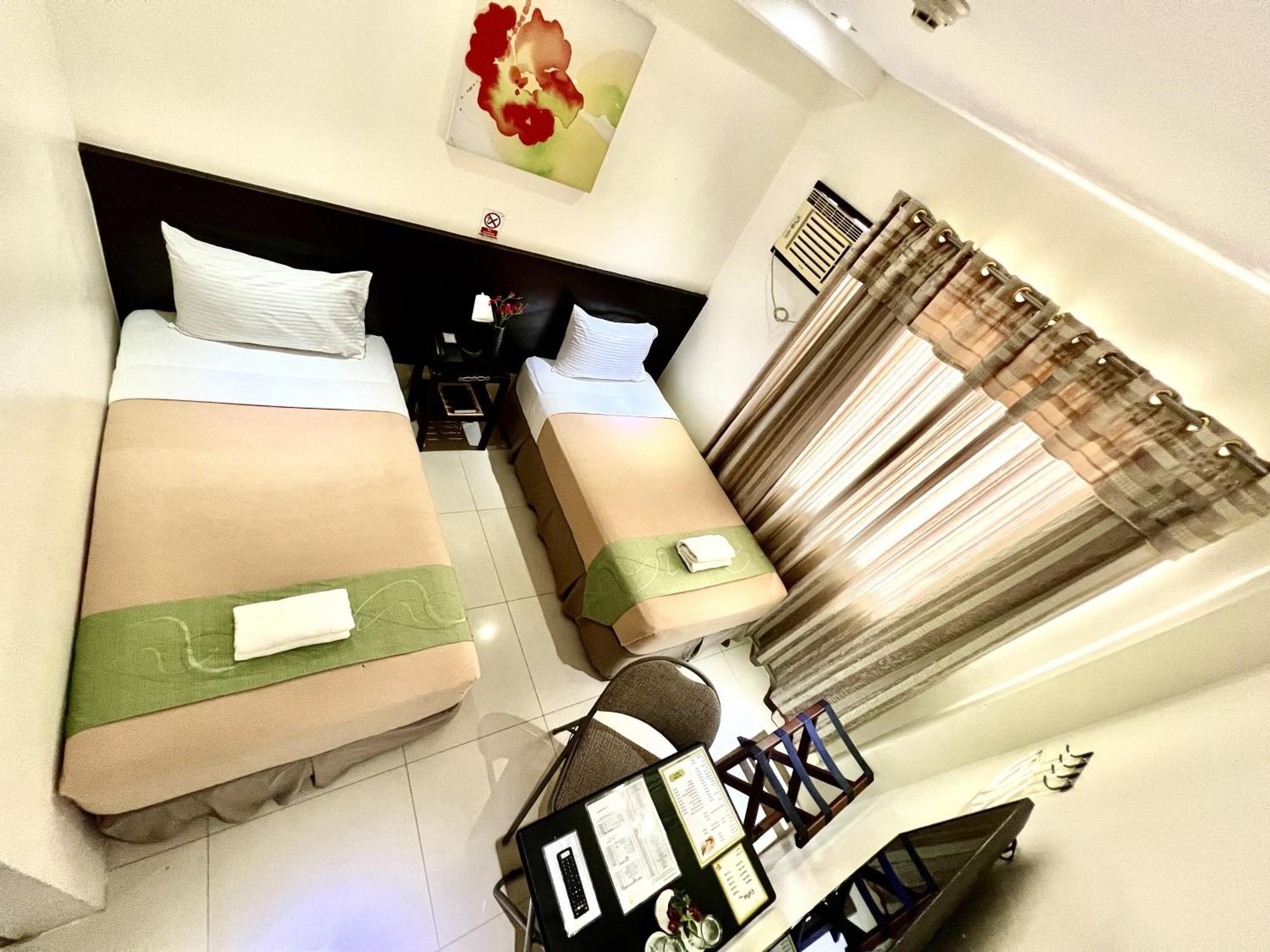 Canberry Hotel