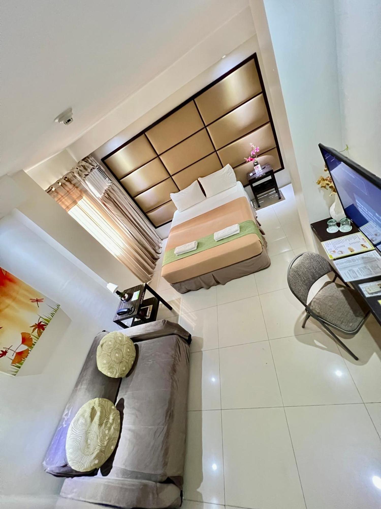 Canberry Hotel Cebu