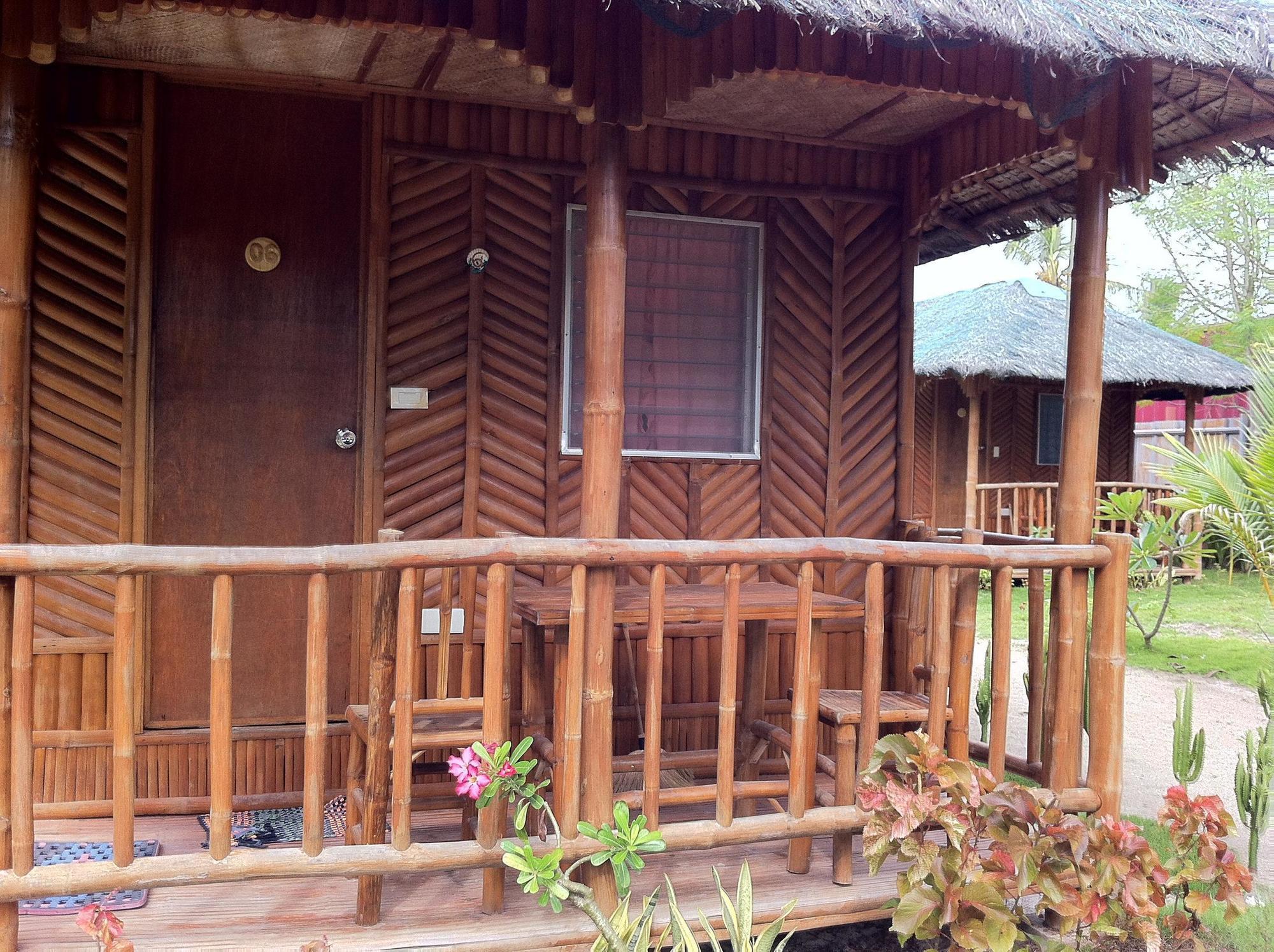 Placid And Restaurant 2*