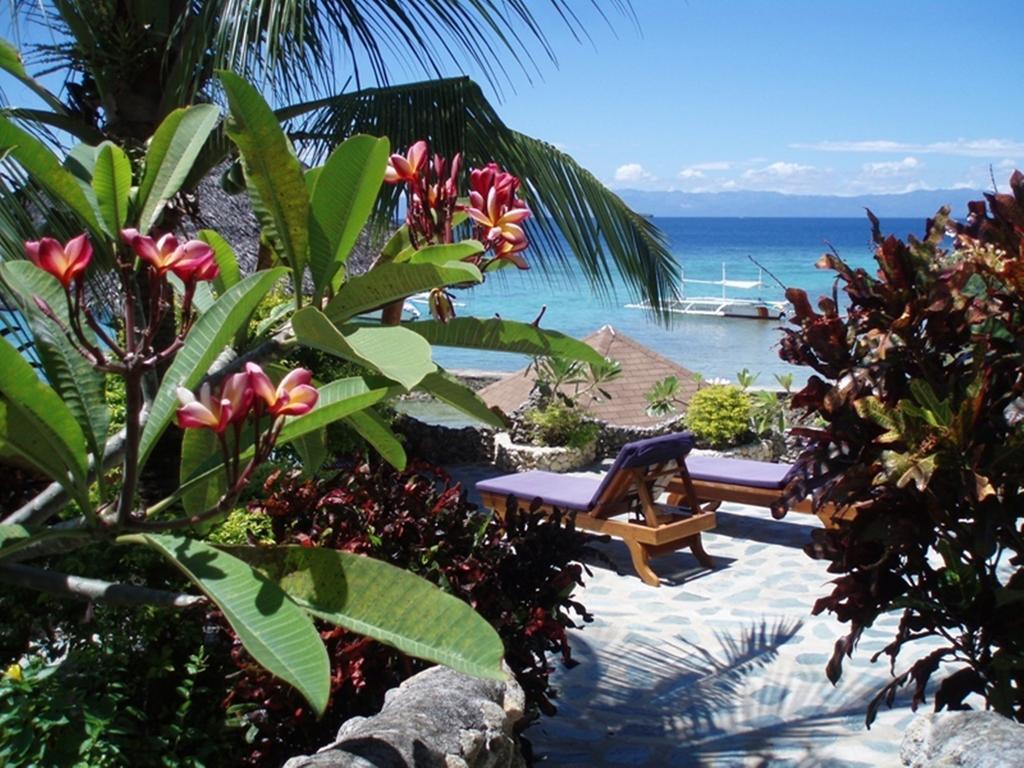 Magic Island Dive Resort 3*