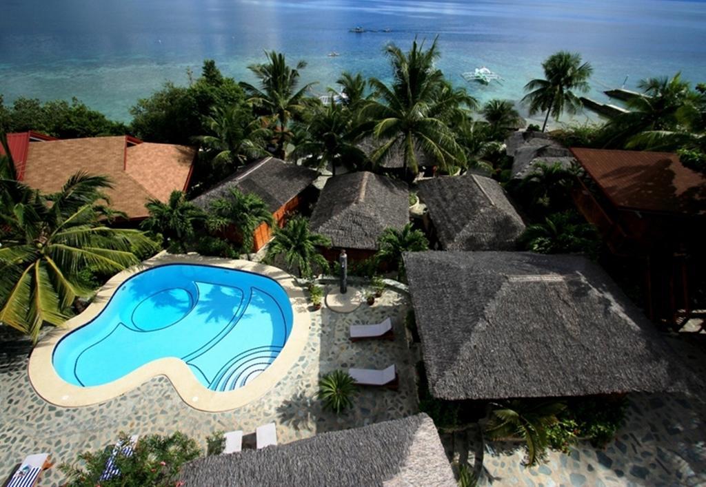 Magic Island Dive 3* Moalboal