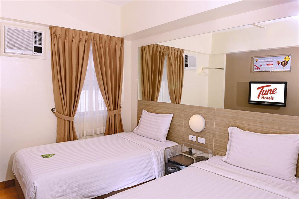 Hotel Red Planet