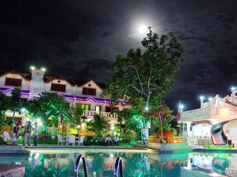 Cordova Village Resort 2*