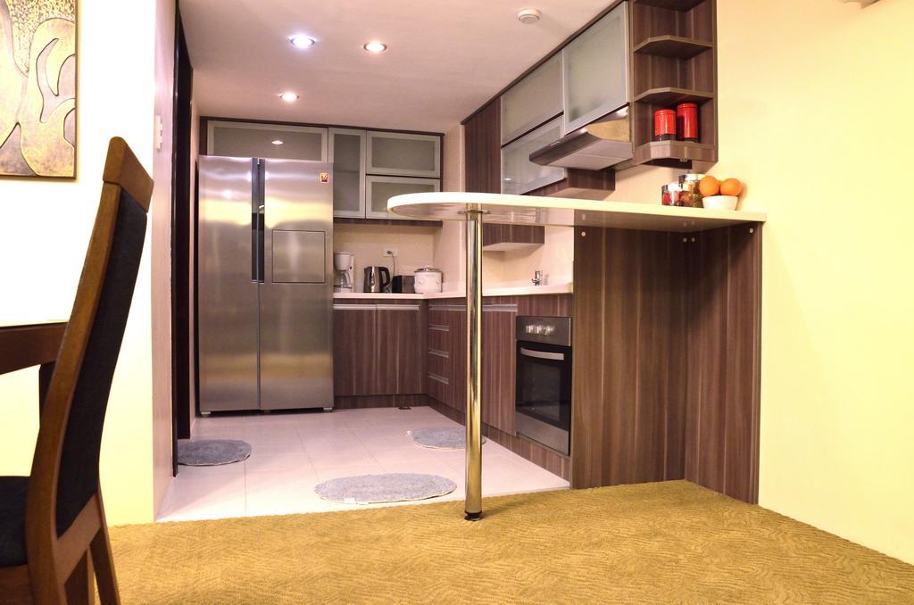 Luxurious Penthouse Unit In