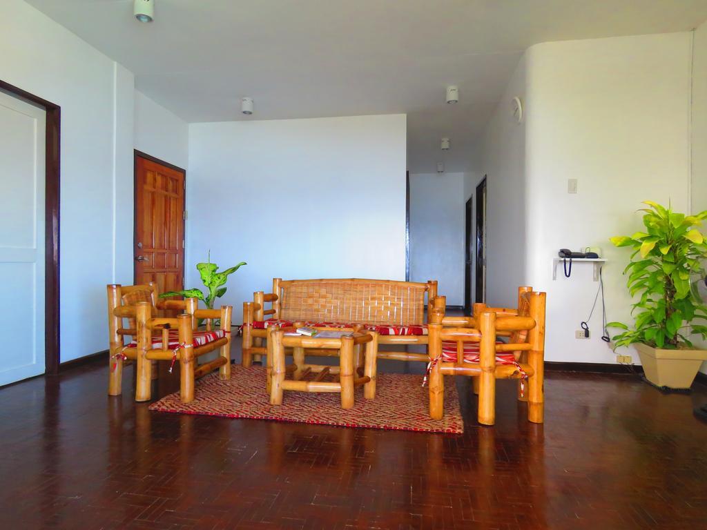 Resort Aozora Seaside Mactan 2*