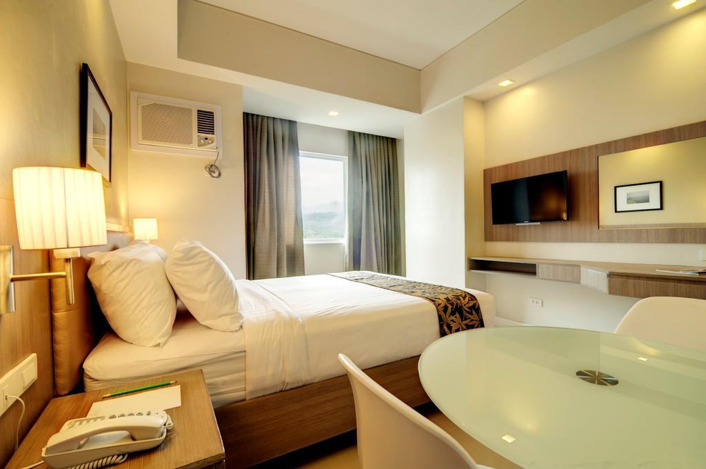 Zerenity & Hotel 2*