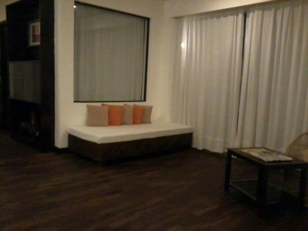 Agila Pool