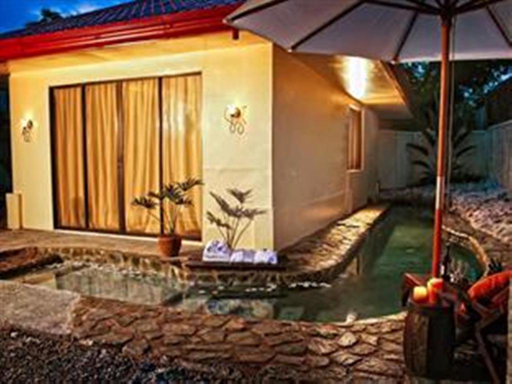 Hotel Agila Pool Cordova (Mactan)