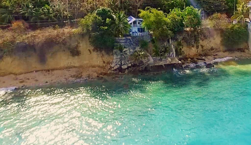 Guest house La Bella Beach House Cebu Boljoon