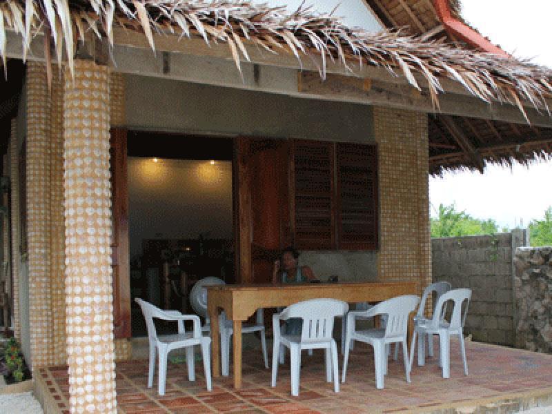 T Breeze Coastal Moalboal