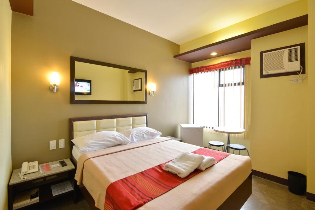 Express Mabolo Hotel 3*