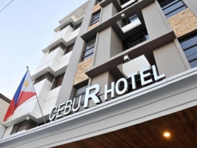 R Capitol 3*