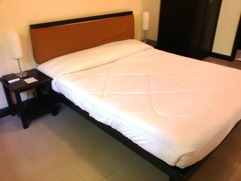 Lancaster Cebu 3*