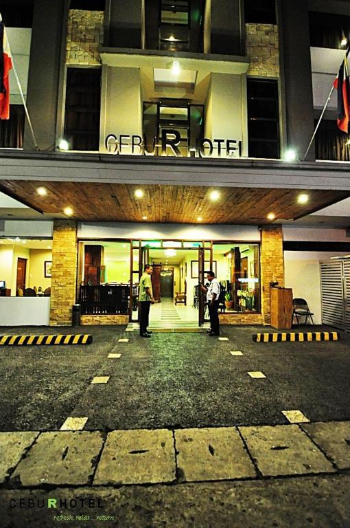 R Capitol Hotel