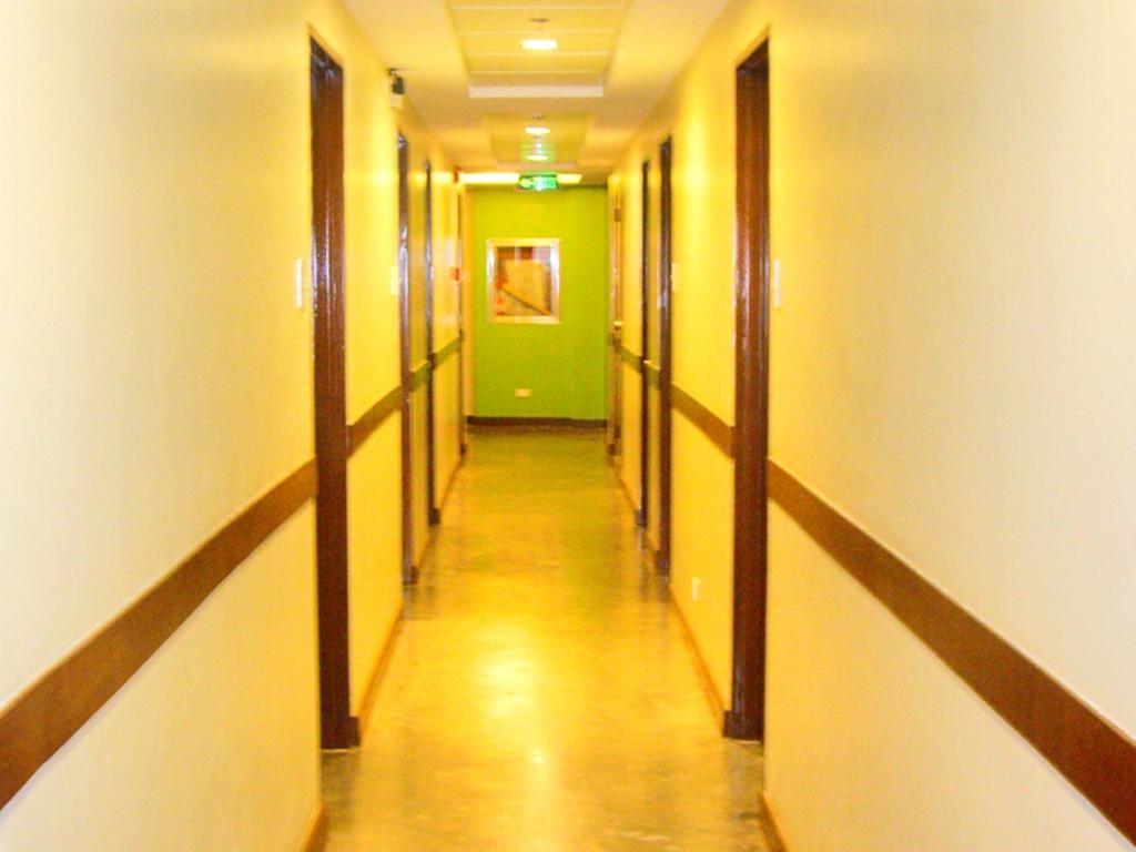 Inn Express Mactan Lapu-Lapu City