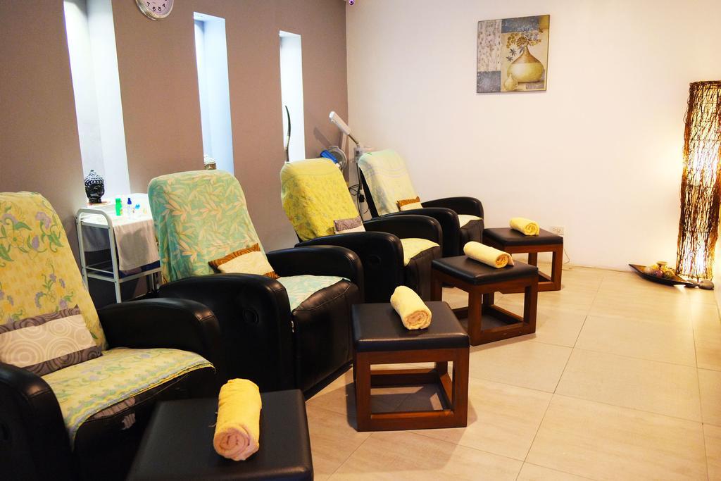 Hotel Castle Peak Cebu
