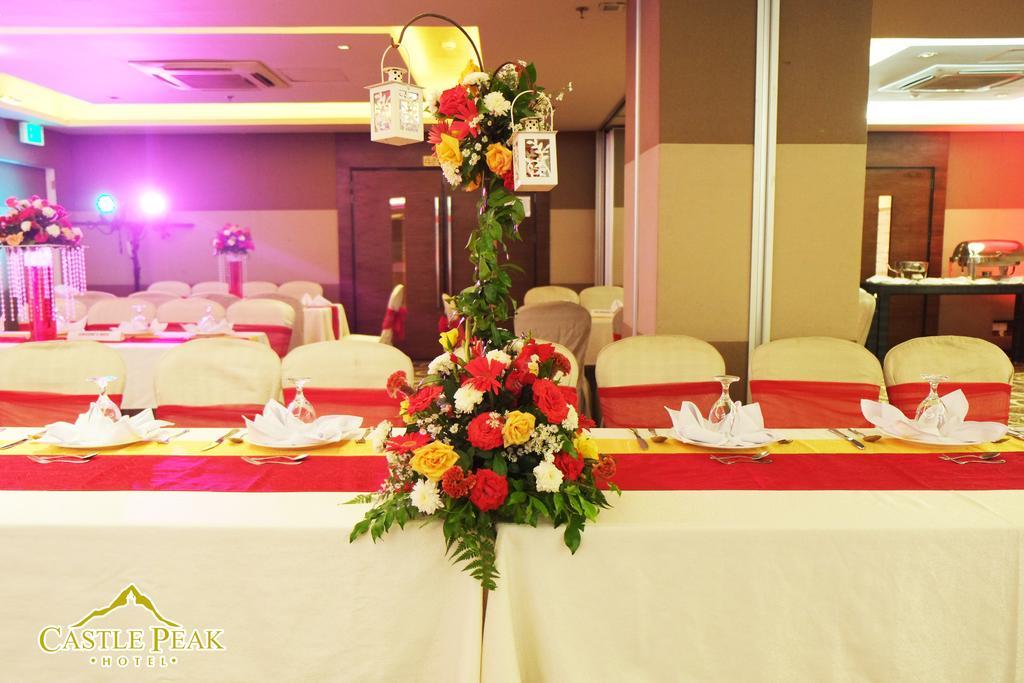 Hotel Castle Peak Cebu