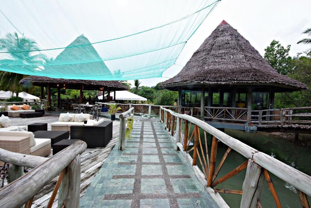 Island Wellness 5*