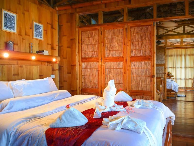 Resort The Coral Blue Oriental And