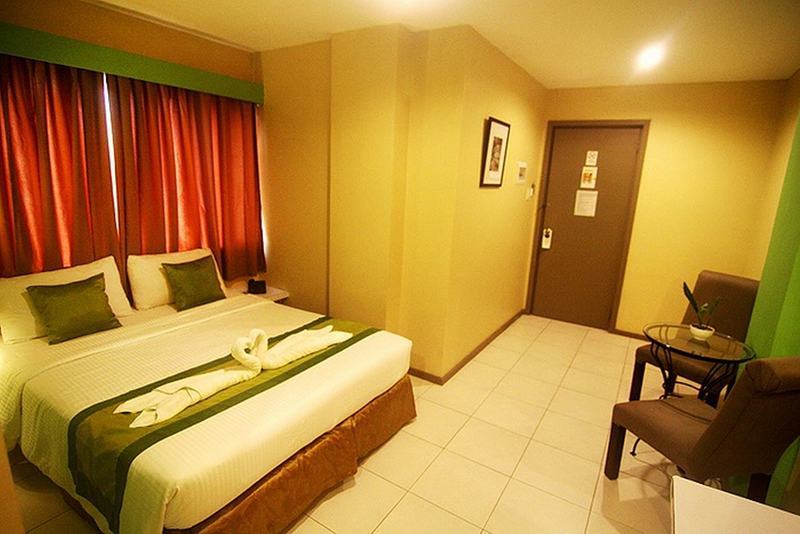 R Capitol Cebu
