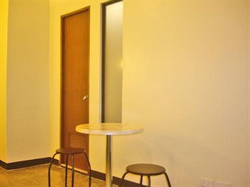 Express Mabolo Hotel 3*