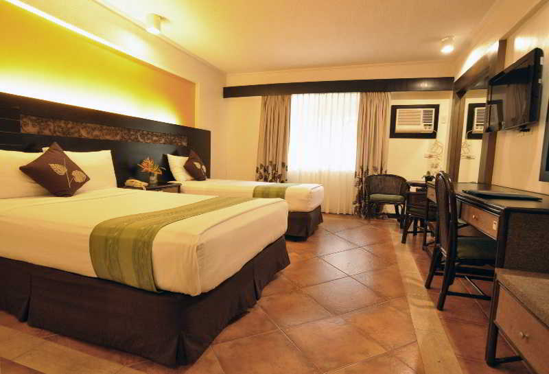 Montebello Hotel 4*