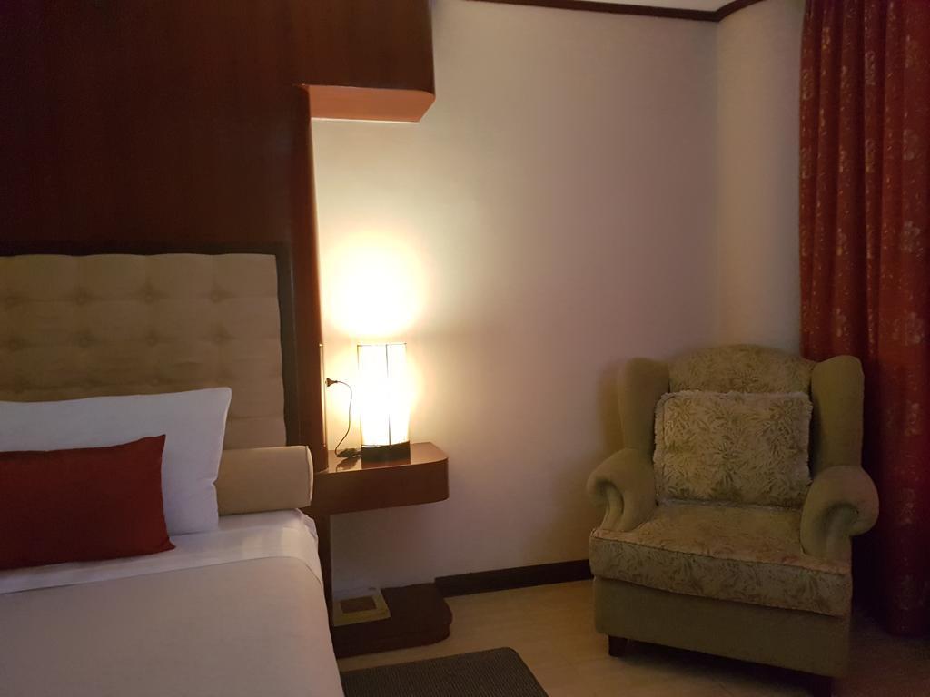 Hotel Cebu Dulcinea And Suites-mactan Airport