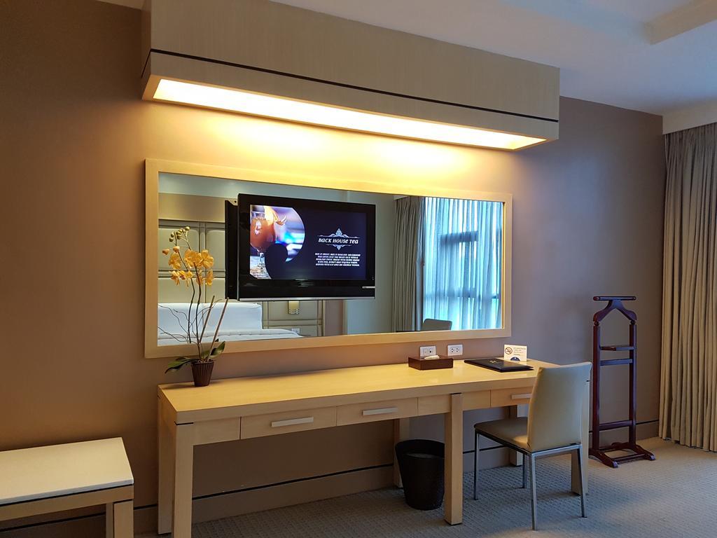 Parklane International 3* Cebu