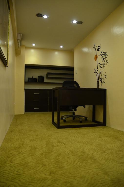 Luxurious Penthouse Unit In