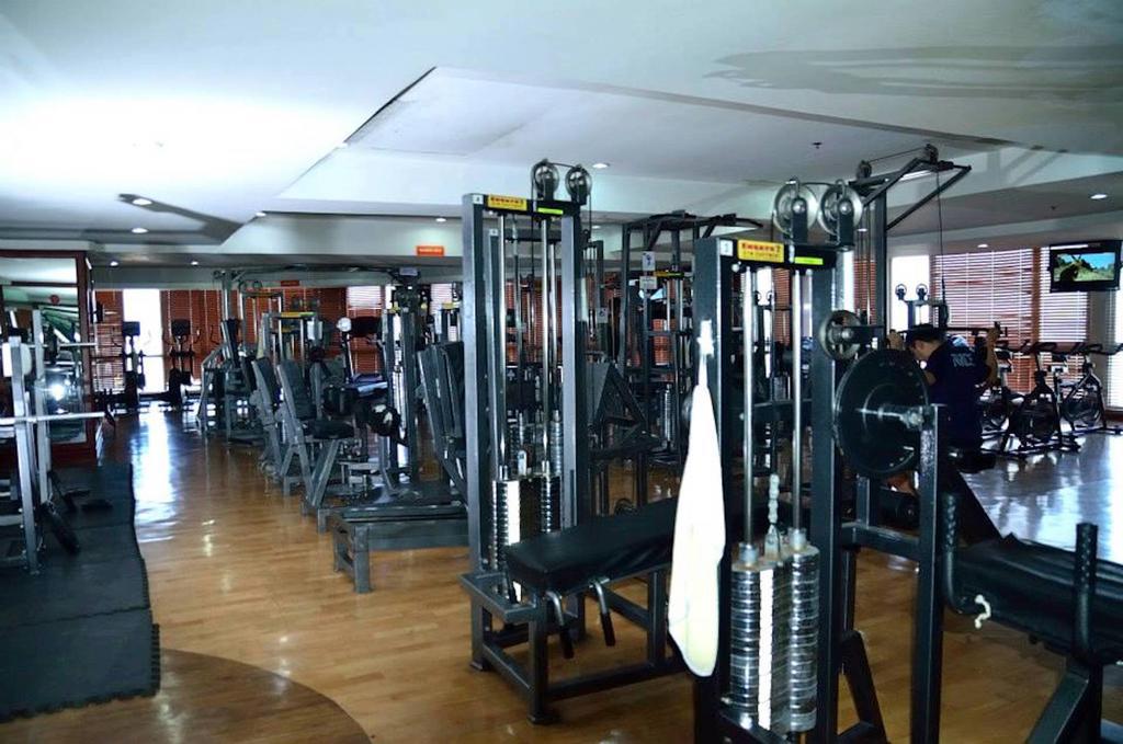 Apartment Luxurious Penthouse Unit In