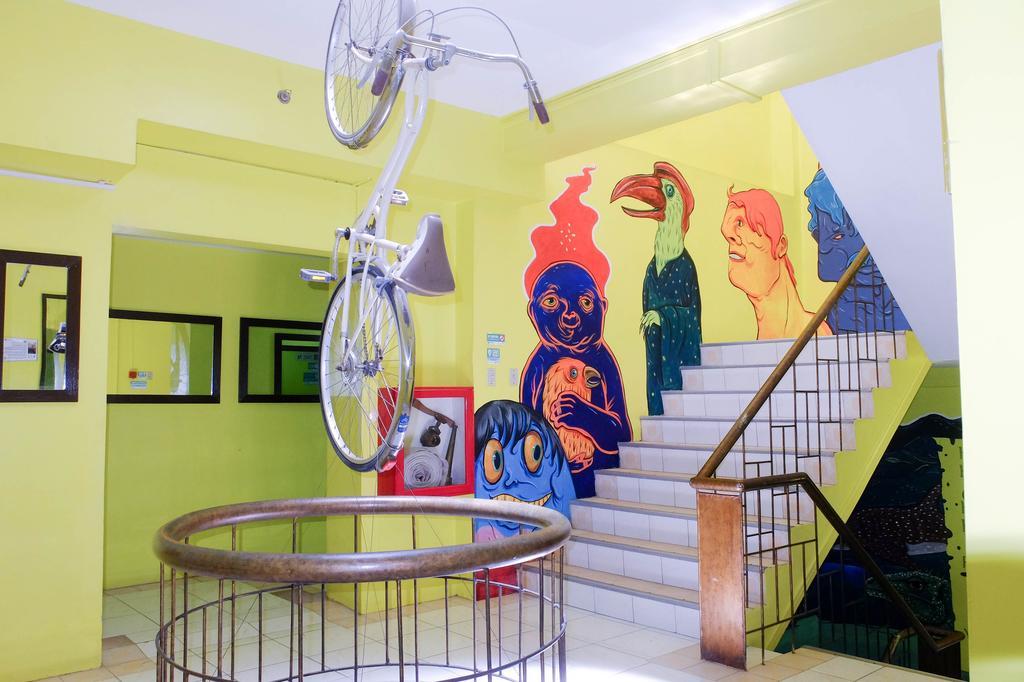 Elicon House 2* Cebu