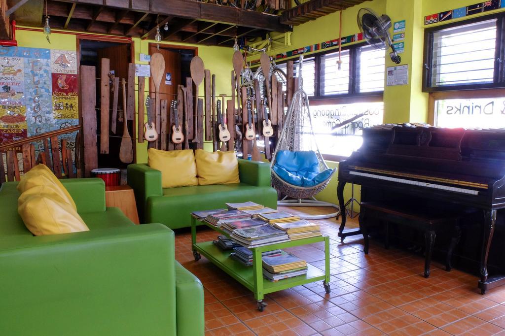 Elicon House bahay-panuluyan