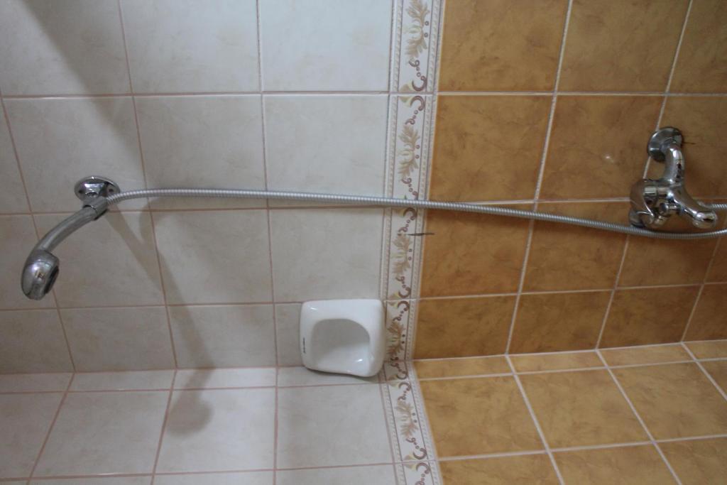 Elegant Circle Hotel 3*