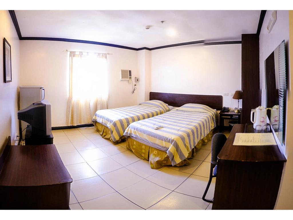 Crowne Garden Hotel Cebu