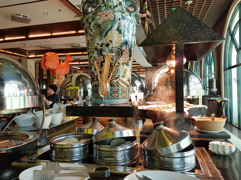 Hotel Waterfront Airport And Casino Lapu-Lapu City