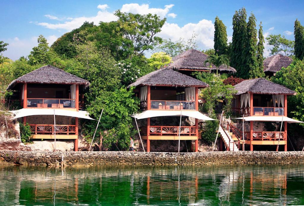 Resort Island Wellness