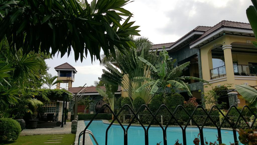Mactan Breeze - Airport Lapu-Lapu City