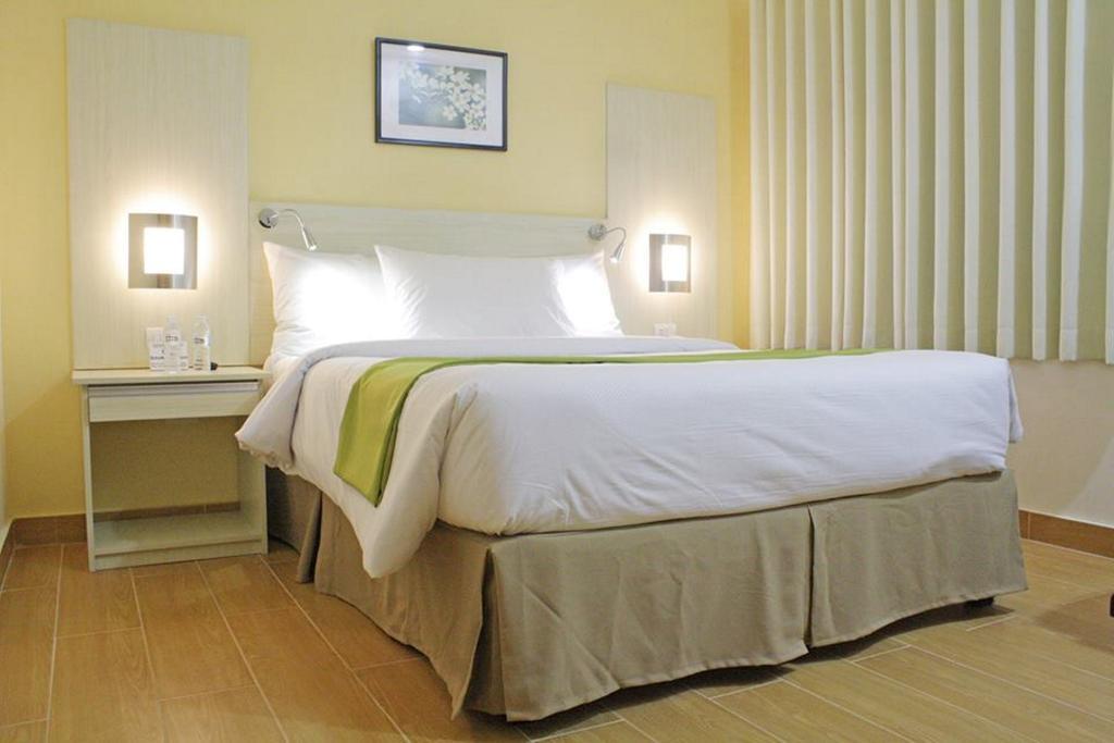 Hamersons Hotel Cebu Hotel