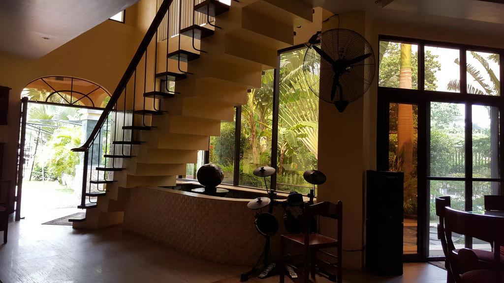 Mactan Breeze - Airport Bed & Breakfast Lapu-Lapu City