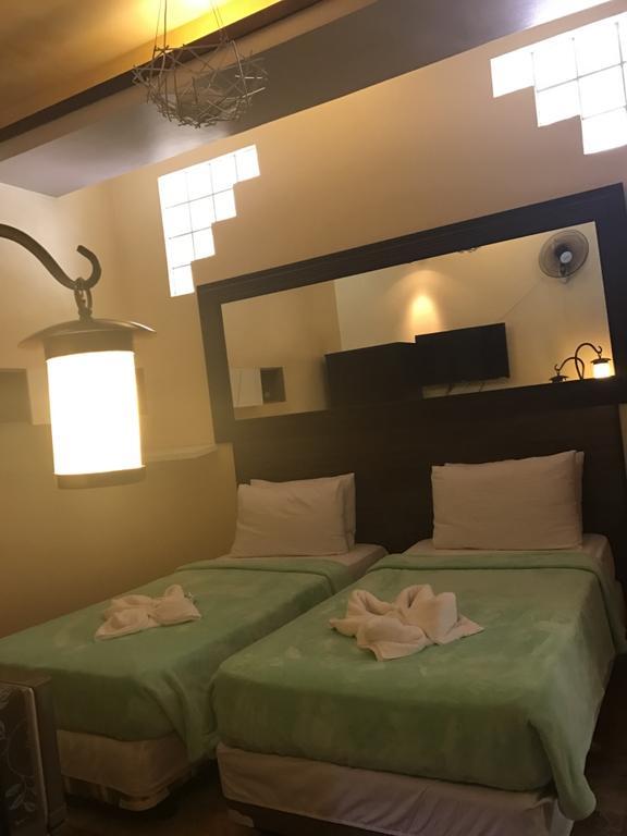 Bed & Breakfast Mactan Breeze - Airport Lapu-Lapu City