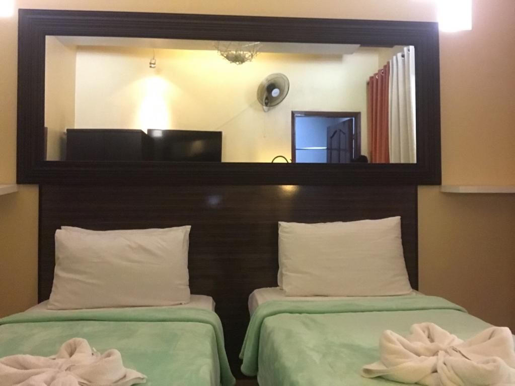 Bed & Breakfast Mactan Breeze - Airport 2*