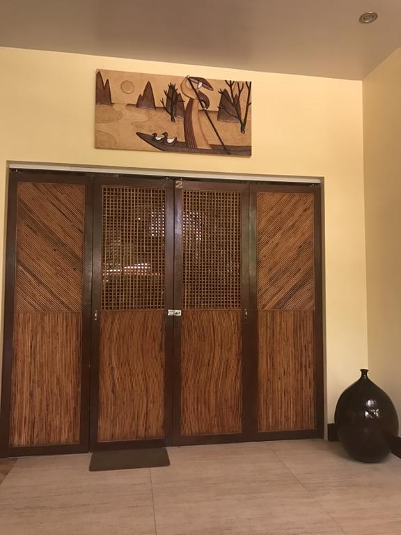 Mactan Breeze - Airport Bed & Breakfast Lapu-Lapu City